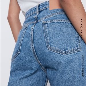 Mid blue Zara Mom Jeans